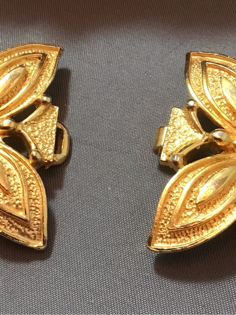 Mimi Di N Butterfly Buckle